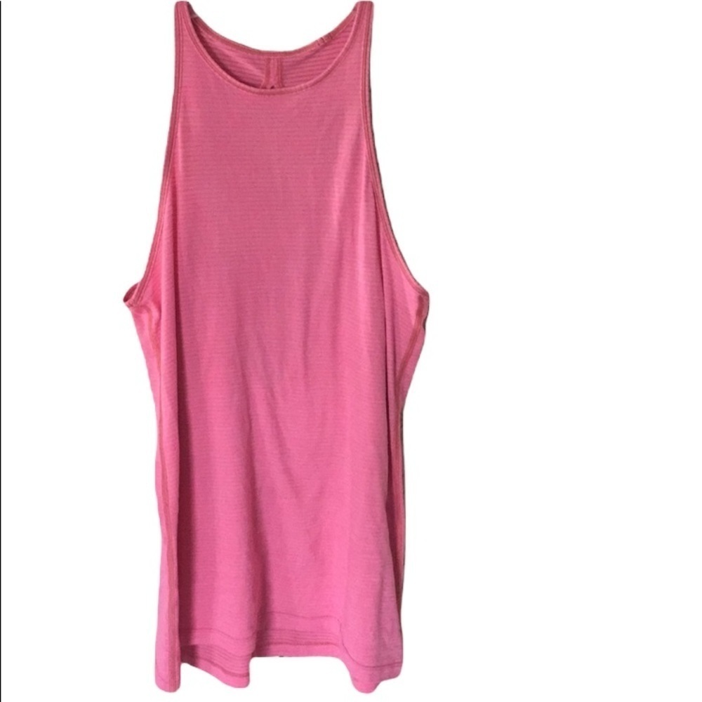 Lululemon🍋top no tag size 6 salmon color like new